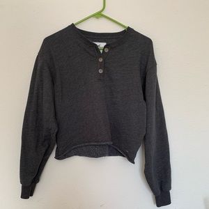 Hollister: Cropped sweater